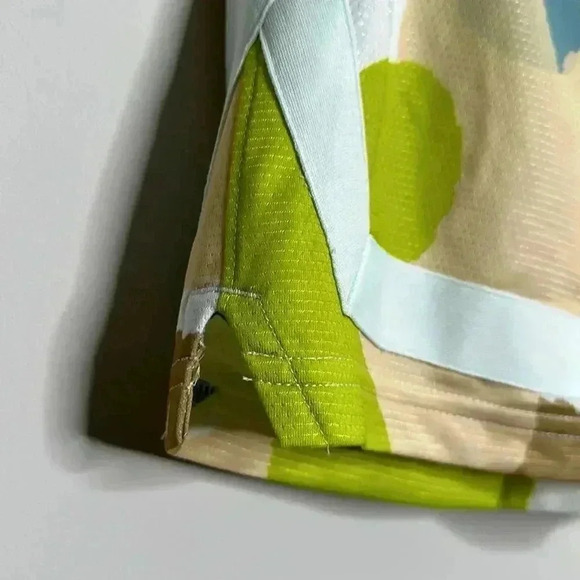 Nike Women’s Fly Crossover Shorts in Atomic Green - Picture 8 of 12